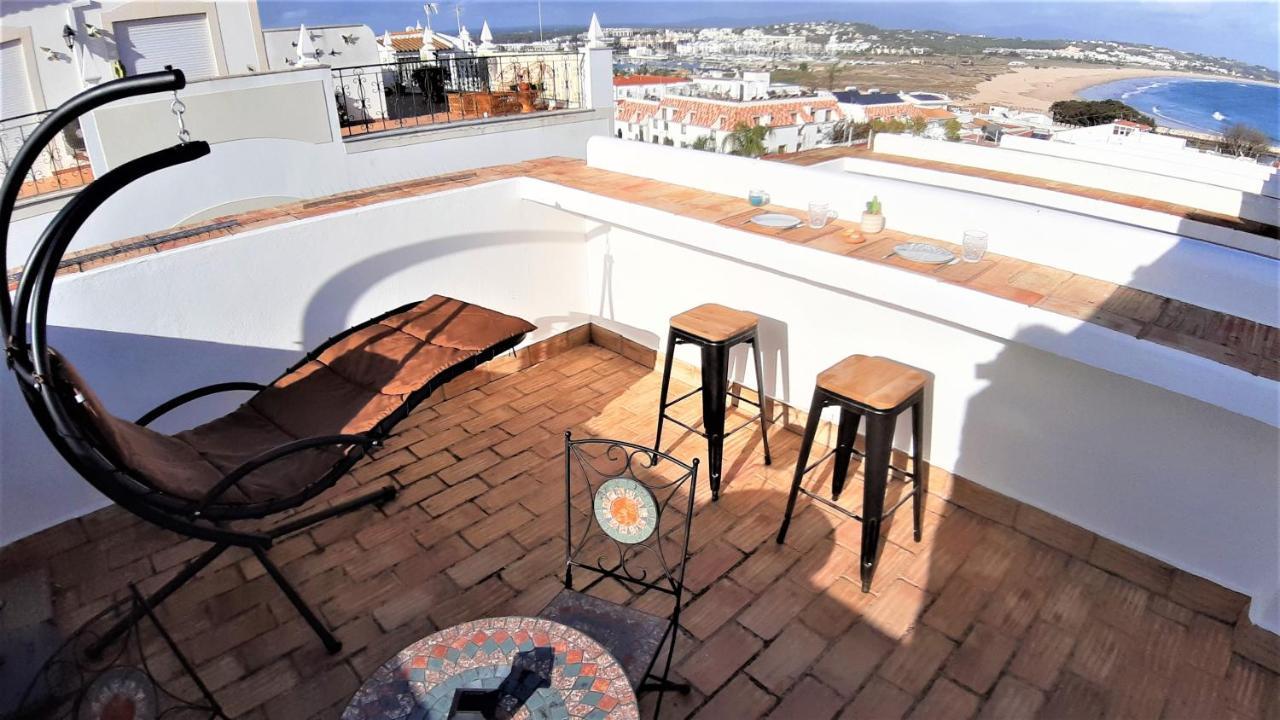 City Walls Rooftop Terrace Duplex @ Citycenter & Beach Lagos Exterior photo